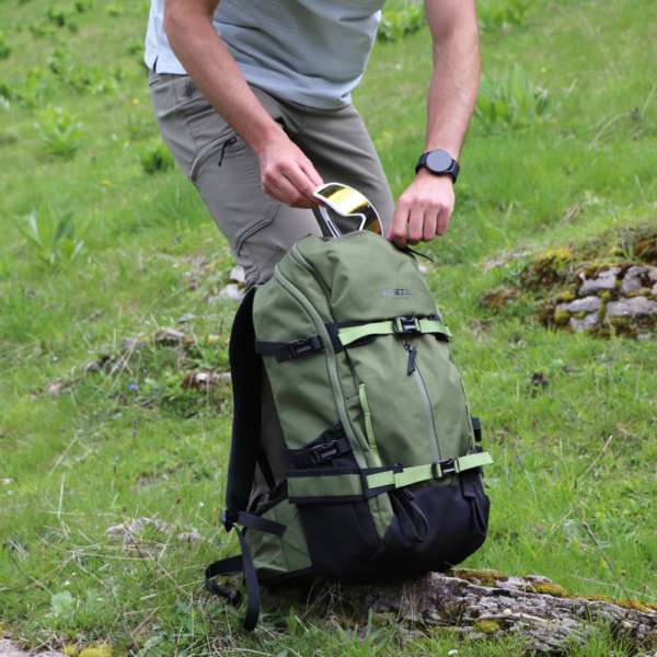Intérieur du sac Hillbilly 30L – compartiments et rangements